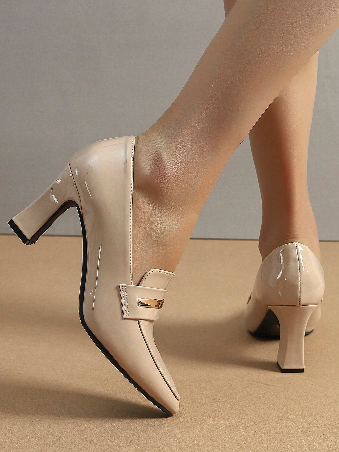 Fall/Winter 2026Women Minimalist Artificial Patent Leather Point Toe Chunky Heeled Elegant shoes