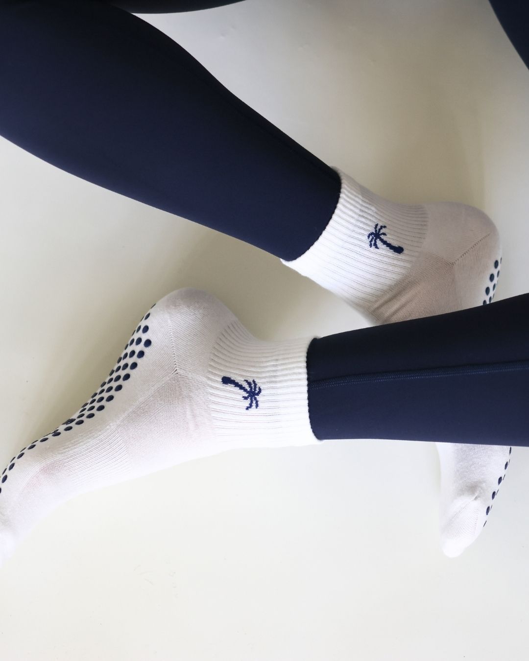 The Palm Shortie Grip Socks - White