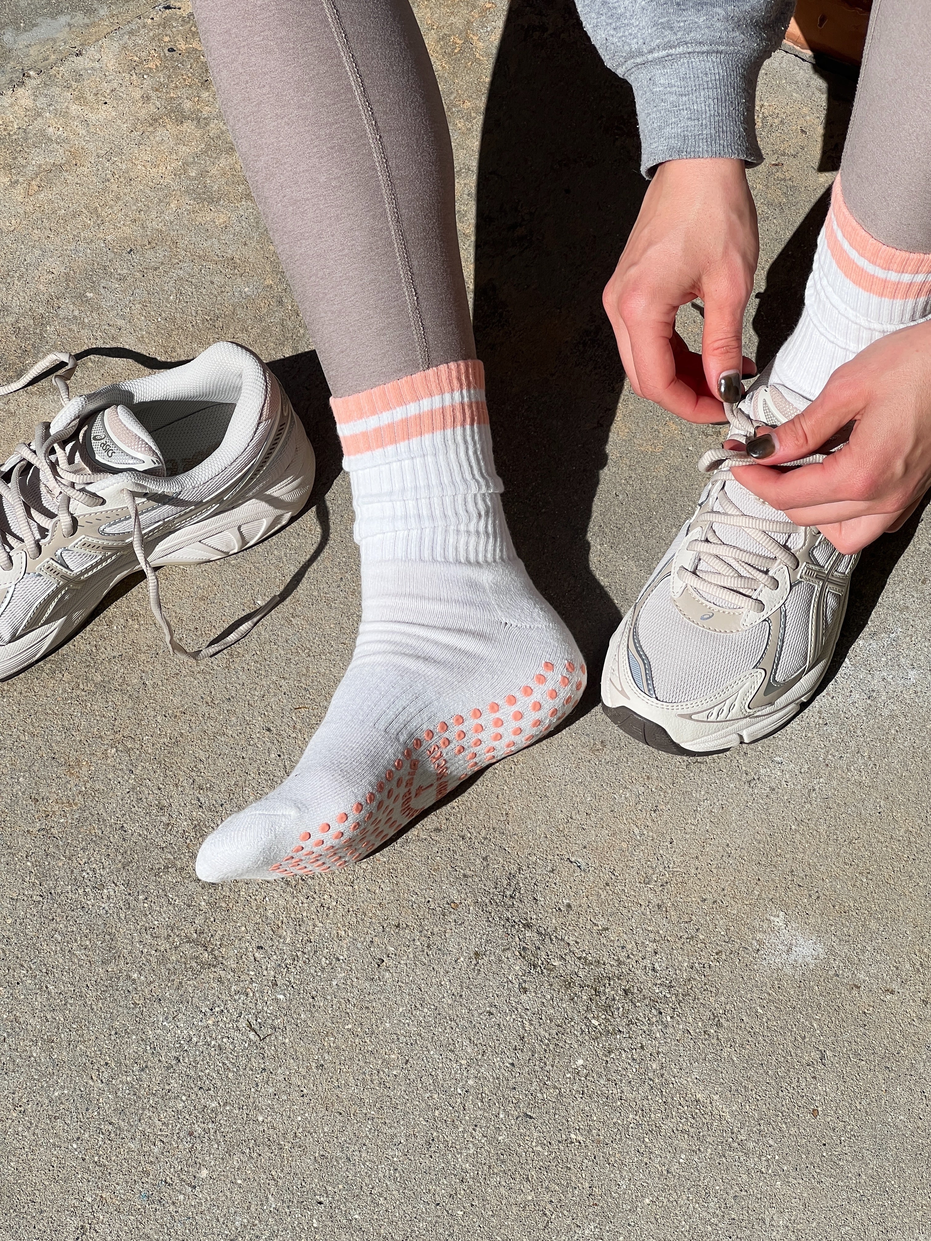 The Classic Grip Socks - White with Pink Stripes