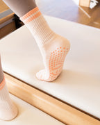 The Classic Grip Socks - Pink Stripes
